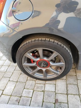 Abarth 595 2021