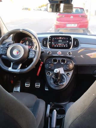 Abarth 595 2021