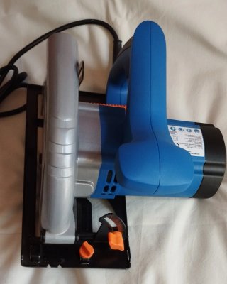 Sierra Circular Auchan 1200W