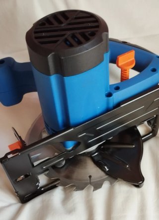 Sierra Circular Auchan 1200W