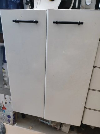 Muebles bajos cocina metal y plástico