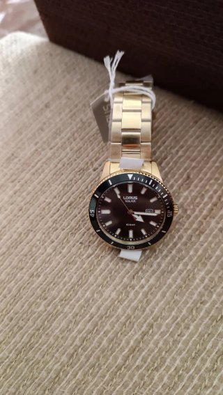 Reloj Lorus Solar Hombre Nuevo