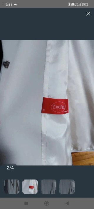 Chaqueta gris de tejido ligero