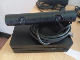 Consola PS4 1TB Negra + Call of Duty WWII