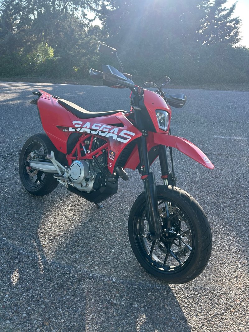 GasGas 700 SM Supermotard Roja