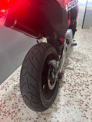 GasGas 700 SM Supermotard Roja