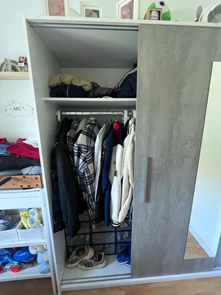 Armario Conforama Gris y Blanco