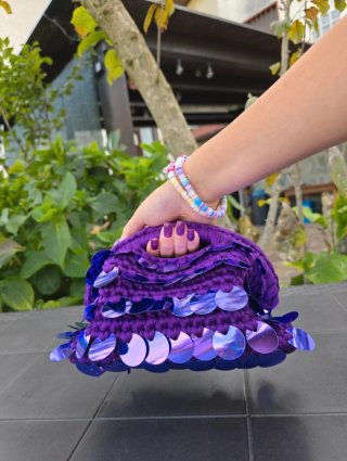 Clutch bag viola