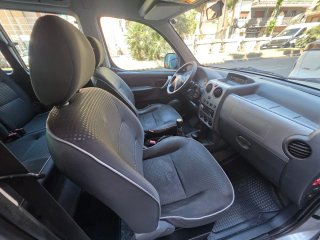 Peugeot Partner 2.0HDi 90cv "PEGATINA B" AÑO 2007