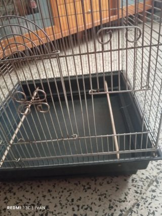 Jaula grande para pájaros