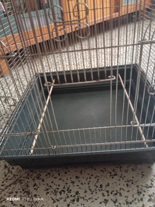Jaula grande para pájaros
