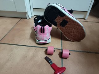 Zapatillas Heelys rosas Hello Kitty