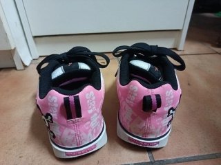 Zapatillas Heelys rosas Hello Kitty