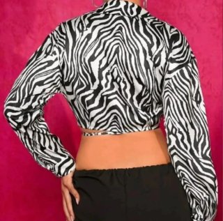 Camicia corta Shein stampa zebrata nodo