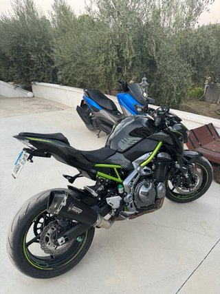 Kawasaki Z900 A2 Negra/Verde