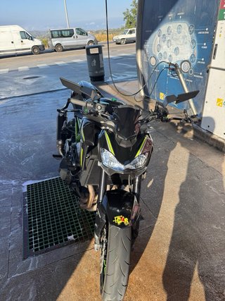 Kawasaki Z900 A2 Negra/Verde