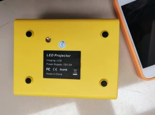 Mini Proyector LED Amarillo
