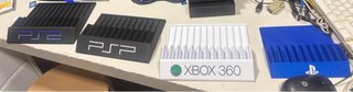 Soportes para videojuegos PS2, PSP, Xbox 360, PS