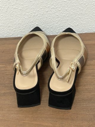 Sandalias Buonarotti Talla 37 Negro/Dorado
