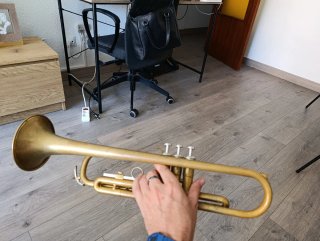 Trompeta Yamaha YTR 1335 made in Japan