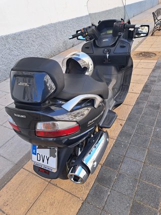 Suzuki Burgman