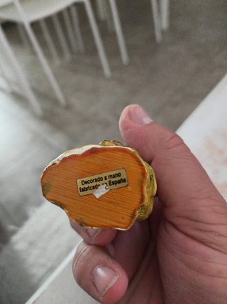 Búho de cerámica con luna
