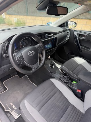 Toyota Auris Híbrido ECO