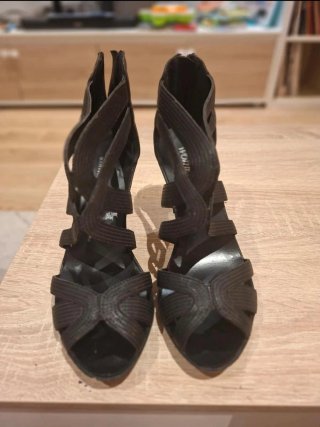 Sandalias tacón Maripaz negras