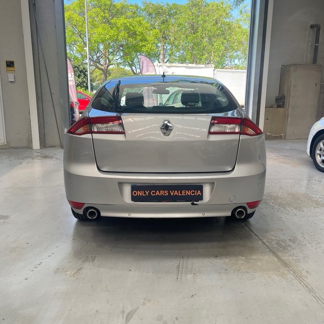 Renault Laguna 2014