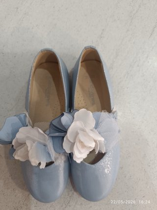 Zapatos niña azul con flores una única puesta n 33