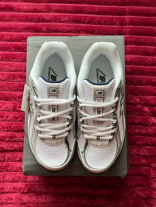 New Balance 740 Mujer Blancas y Azules