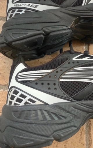 Scarpe Puma nuove nero argento