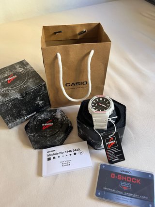 Reloj Casio G-Shock GA-2100 Blanco
