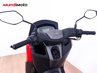 YAMAHA NMAX