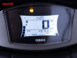 YAMAHA NMAX