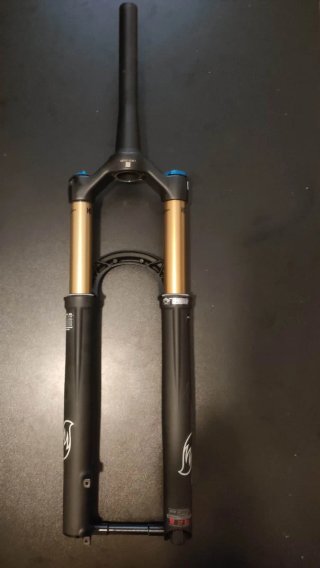 Horquilla Fox 34 29/27.5+ 130mm Grip2