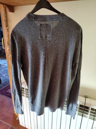 Jersey Hollister Gris Talla XS