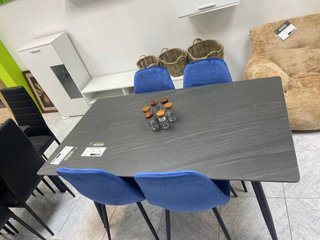 Comedor gris oscuro + 4 sillas terciopelo azul