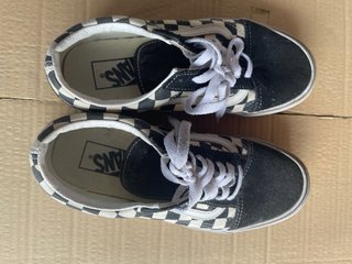 Deportivas Vans Damero Blanco/Negro