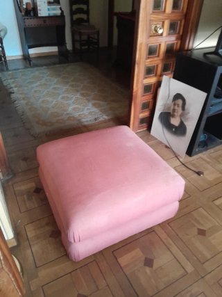 Puff de salón rosa