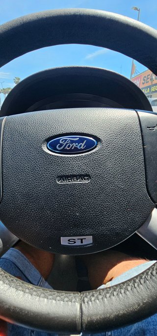 Ford Mondeo ST220 V6