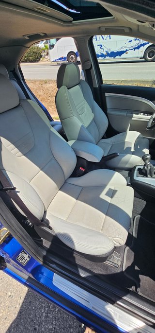 Ford Mondeo ST220 V6