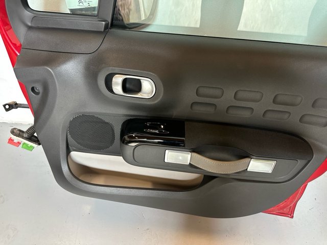 Puerta Delantera Derecha Citroen C3 III (SX)