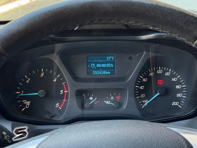 Ford Transit 2018, foto 15