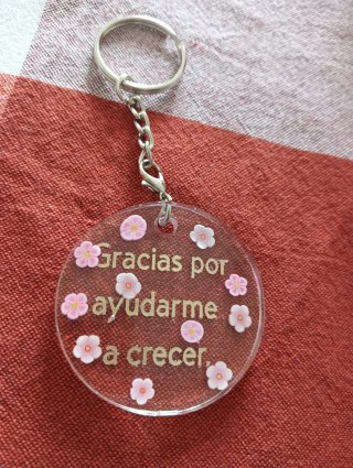 Llavero de resina para seño de infantil.