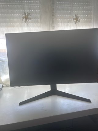 Monitor LG Ultragear 24” 180Hz Full HD