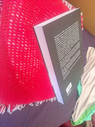 Libro La última gota. La novela del caso Malaya.