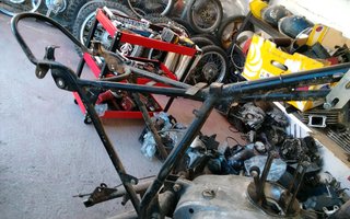 Motor Bultaco Pursang 250cc MK6