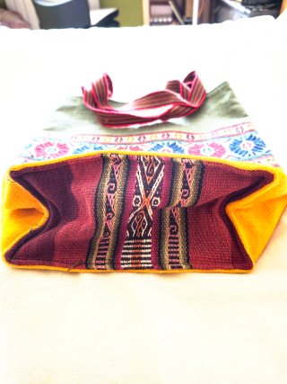 Bolso Étnico Artesanal Hecho a Mano