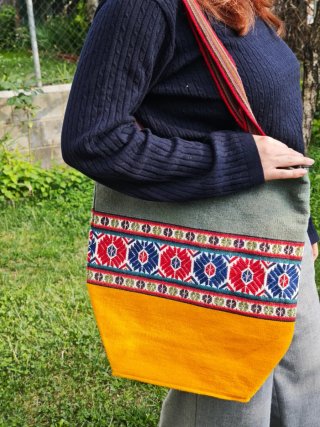Bolso Étnico Artesanal Hecho a Mano
